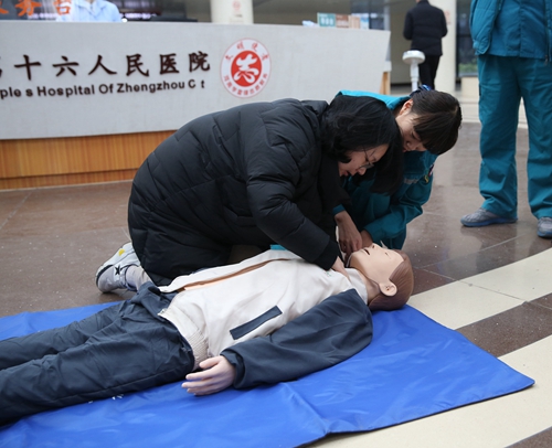 120急救宣傳日我院積極開展急救知識普及活動