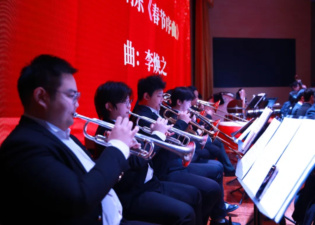 河南機電職業學院（知行交響樂團）走基層送溫暖——陽城醫院專場2024新年交響音樂會！